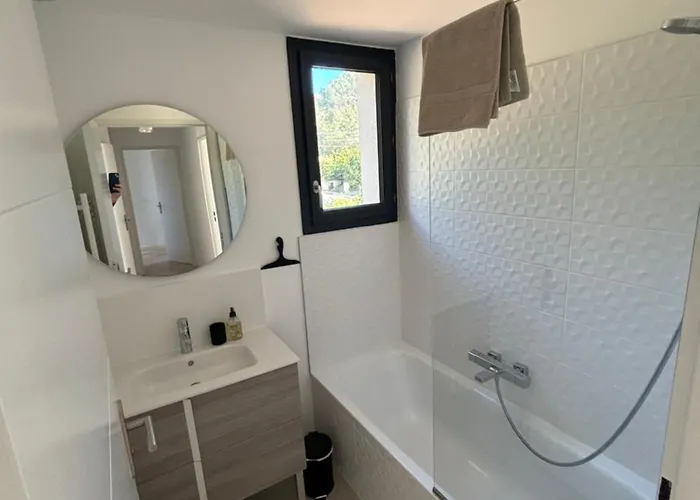 Villa Villagassin 380 *